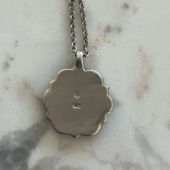 STERLING SILVER flower succulent pendant necklace - Picture 3 of 3